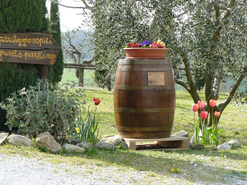 Il Palazzo Dei Diavoli Βίλα Montepulciano Stazione Εξωτερικό φωτογραφία